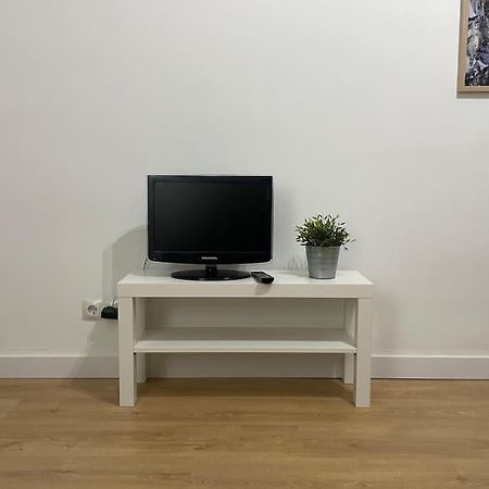 Plaza Rio B Apartment Madrid Ngoại thất bức ảnh