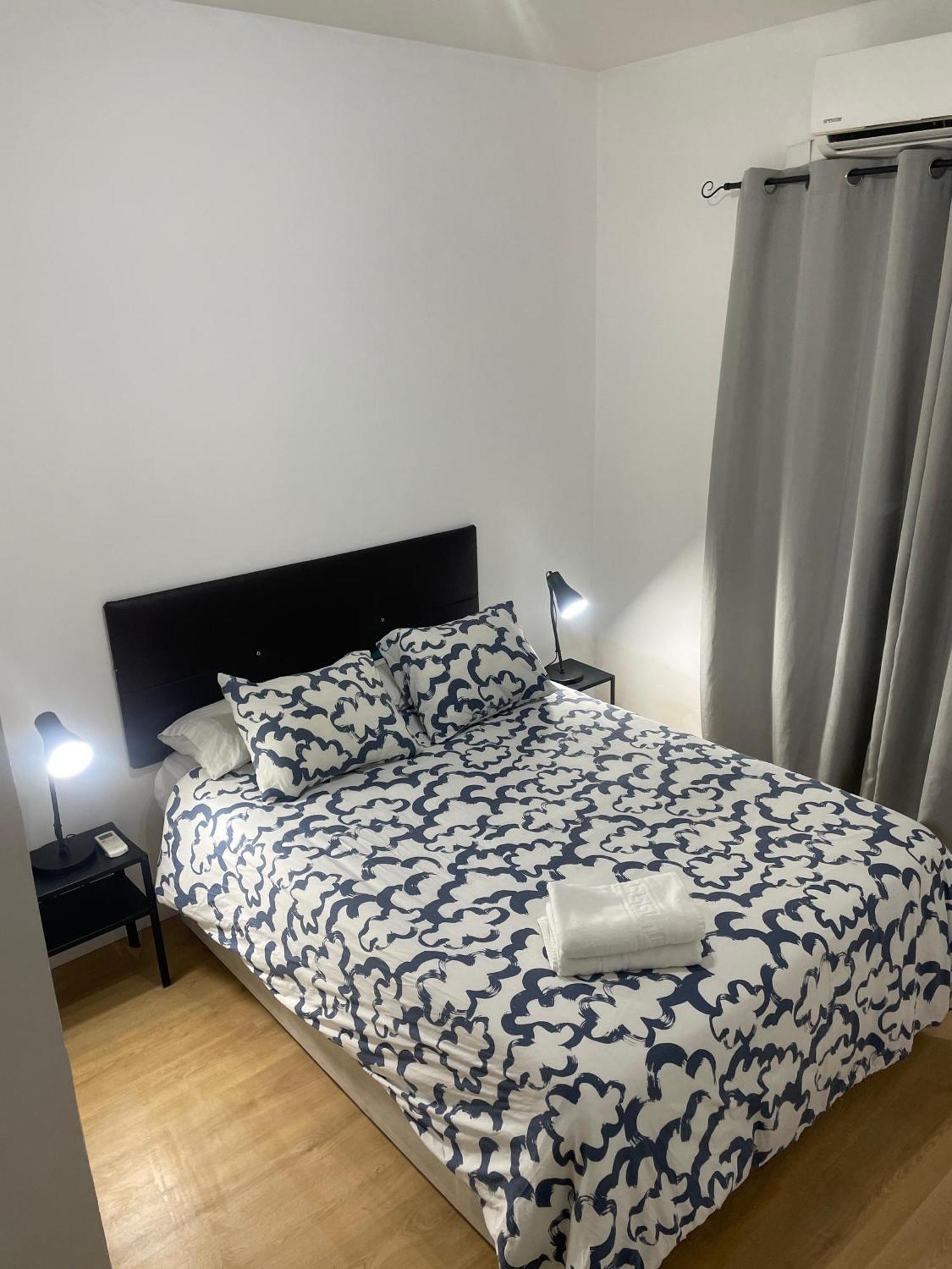 Plaza Rio B Apartment Madrid Ngoại thất bức ảnh